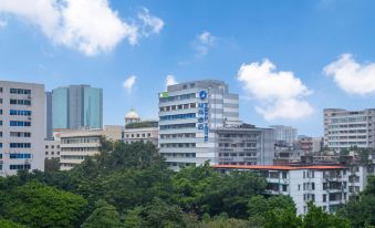 Insail Hotels (Beijing Road Pedestrian Gongyuanqian station Branch Guangzhou)