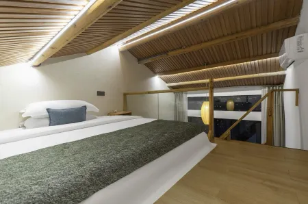 The Edge of Cloud Lodge Отели рядом с достопримечательностью «No.6 Fengyu Bridge»