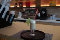 Boya Lijing Hotel (Duku Highway · Bayanbu Lak Scenic Area) - Gym