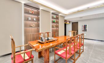 Changchun Xinfa Hotel (Renmin Street Branch)