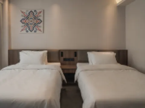 sanyue hotel Hotels near Hulunbuir Hailar International Airport