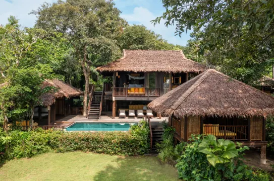 วิลล่าสองห้องนอนพร้อมสระว่ายน้ำ วิวทะเล