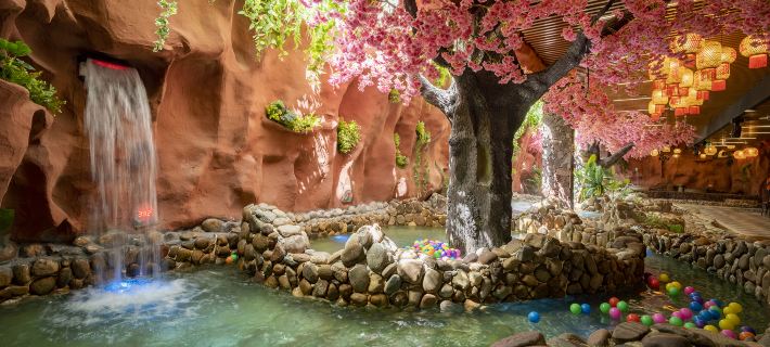 San Chao Hot Spring Town Hotel (Chaozhou Hanjiang Xixi Bidao Tiantouhe Park Branch) Hotels in Chaozhou