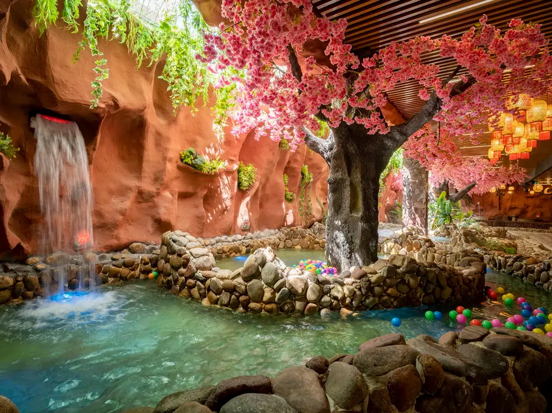 San Chao Hot Spring Town Hotel - Chaozhou