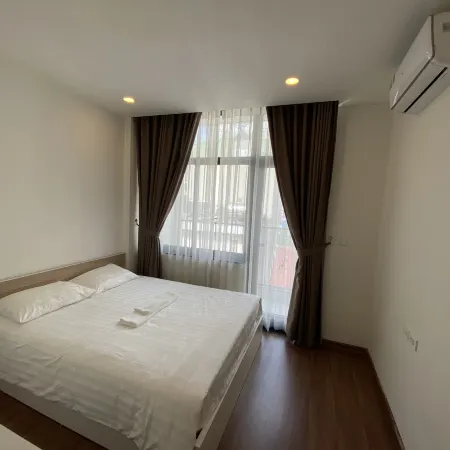 Era Apartment Dong Cac Отели рядом с достопримечательностью «Донгда»