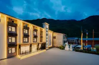 Jiuzhaigou Pufeng Lishe Hotel Отели рядом с достопримечательностью «Зубная крепость Цзюцзягоу»
