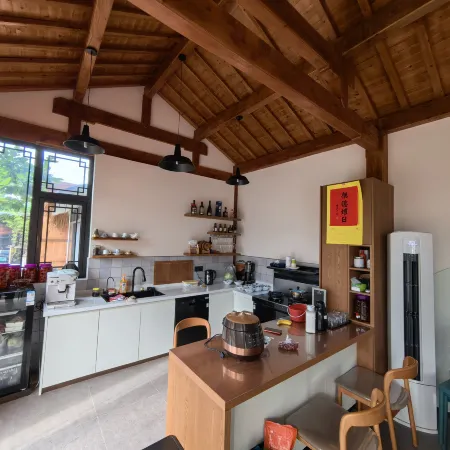 Qianshanju Boutique Homestay