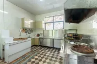 Miss Dong Manor Homestay