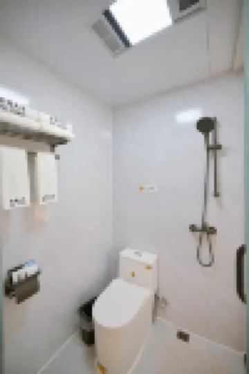 Luoyang Puyuan Home stay (Jianxi Wanda Store, the Pearl River Road Food Plaza, Wangfujing,)