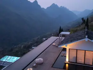 Top 10 Vacation Homes in Guanling