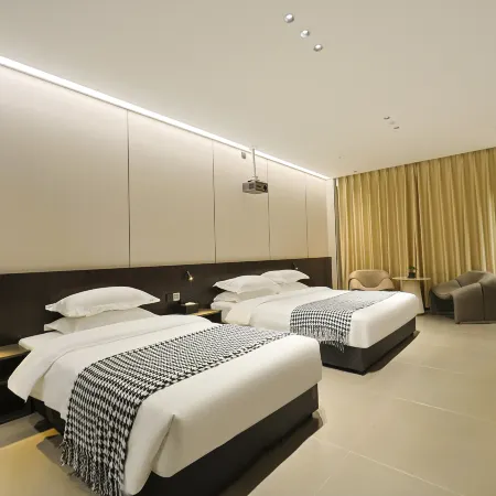 Muqi · Cinema-style Smart Hotel (Yanji Yanbian University Internet Celebrity Bullet Screen Wall)