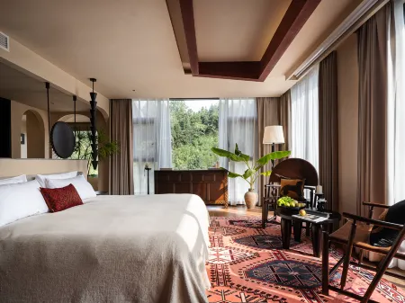 qianhuanflowershejishiyeshedujiajiudian