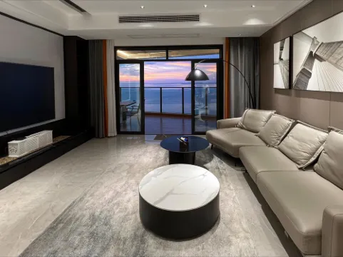 first-line sea-view Hostel (Beihai Jintan scenic spot store)