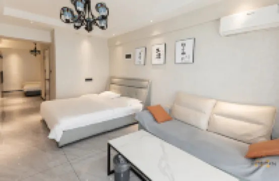 Nakura Light Luxury Apartment