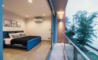 Sandbox beachfront villa2