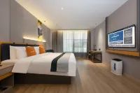 Homeinn Selected Hotel (Baoji Administrative Avenue Zhong Hospital East Area)