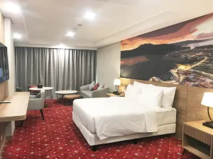 라베르사 호텔 & 컨벤션 센터 사모시르
