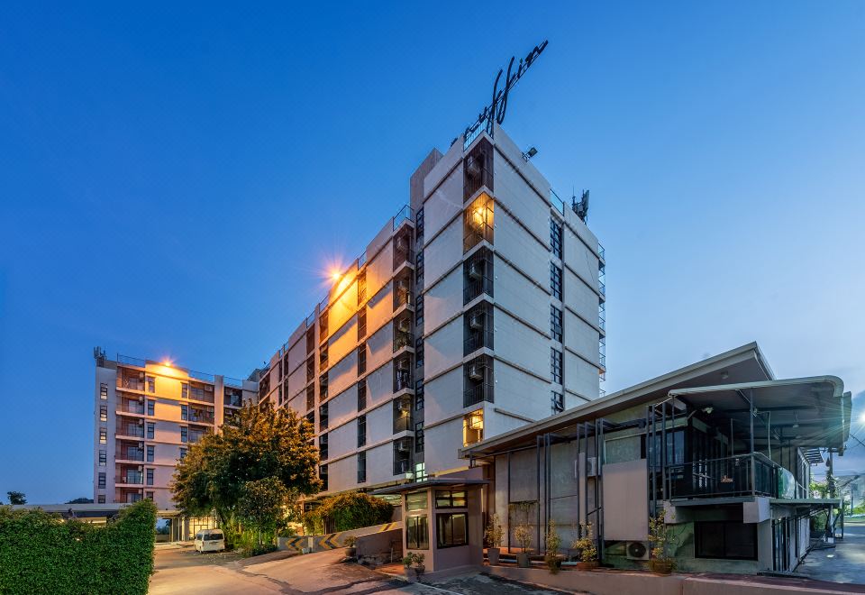 hotel overview picture