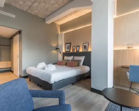 โรงแรมโพสทิลลีออน วีทีซี โรตเทอร์ดัม โรงแรมในรอตเตอร์ดัม