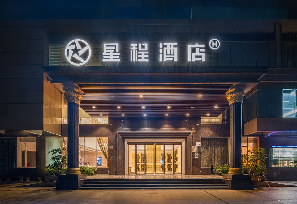 호텔 조식 및 편의시설