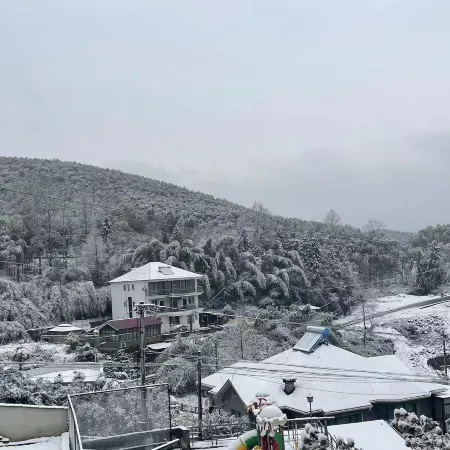 Huazhuyue·Moganshan Yunjipo Hot Spring Beauty Villa (Houwu Transfer Center Store)