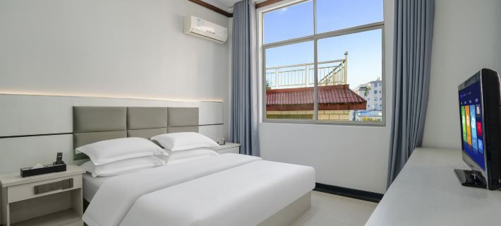Jinsheng Business Hotel (Nanhu Park, Mengzi Xintiandi Pedestrian Street) Hotel a Mengzi