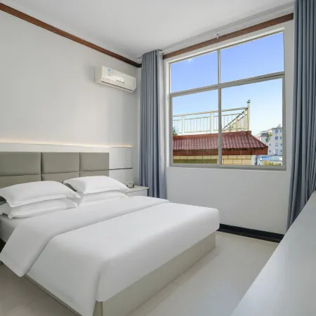 Jinsheng Business Hotel (Nanhu Park, Mengzi Xintiandi Pedestrian Street)