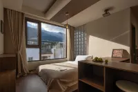 Dali Lark WinTree Wabi-Sabi Designer Homestay (Sanyue Street Branch) - Water Park