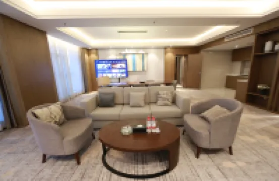 Hewei Gui Hotel (Xuchang East Station Branch)