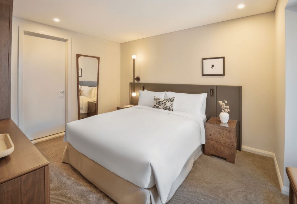 2. 소피텔 시드니 ..