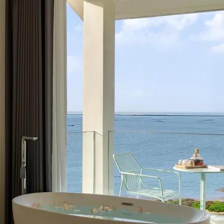 Heart&Island Island Mood · Lake View Homestay