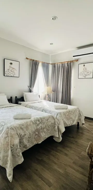 วิลล่า 2 ห้องนอนพร้อมสระว่ายน้ำ