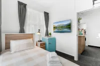 Boutique On Bealey Hotels in 