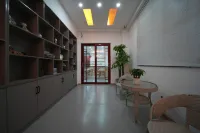 Erhai No.1 | Seaview Azure Skywalk Vacation Boutique Stay (Dali Haidong Town Ideal City) - موقف سيارات
