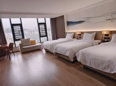 禧悦東臨ホテル（廬陽国際広場） Zhou Yu Call-Officers-roll Platform周辺のホテル