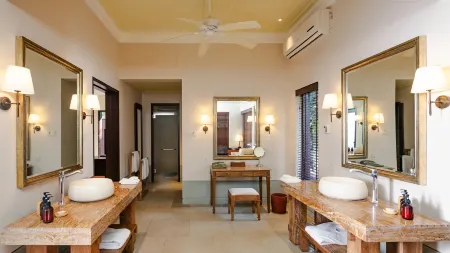 Cape Weligama - Relais and Chateaux Отели рядом с достопримечательностью «Resthouse Handiya Bo Tree»