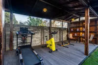 Haiyue Rongting Homestay (Dali Erhai International Ecological City Branch)