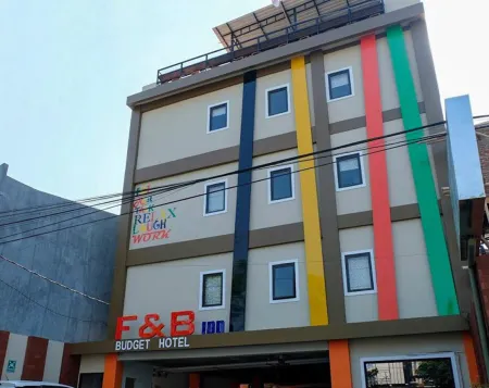 F&B Inn Sam Poo Kong Bandara Semarang Отели рядом с достопримечательностью «Istana Batu»