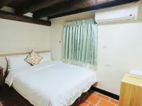 Xinqin City Hall Hotels in Yangmingshan National Park