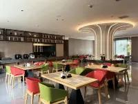 Yueta X Esports Hotel(xinli square)
