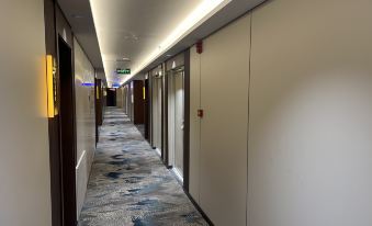 Fengyi Hotel