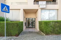BnB Homes Stylish Apartments 50 m away from the Ocean & Lush Nature