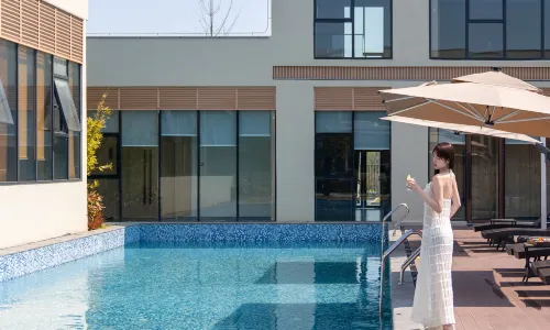 Yangzhou Fengyin wutong Holiday Hotel