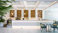 Surfers Paradise Luxury Apartments by Holiday Paradise