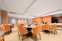 Ruiyi Hotel (Near Yangsigang Bridge, Wuhan Int'l Expo Center)