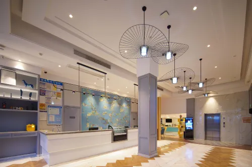 Heyue Hotel (Taizhou Shifu Avenue) - 2성급