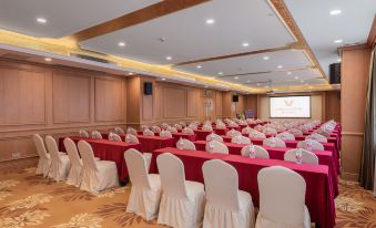 Vienna Hotel ( Ganzhou High-speed Railway West Station Jinling Road Store)