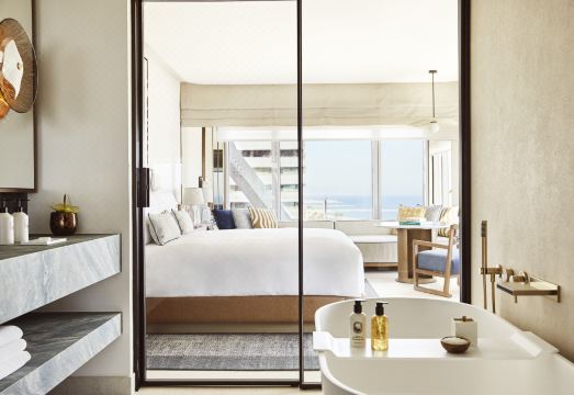 Hotel Arts Barcelona 인피니티 풀에서 바라본 바르셀로나 전경