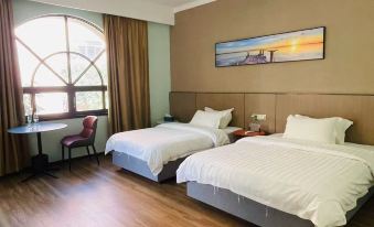 Changhong  Business Hotel