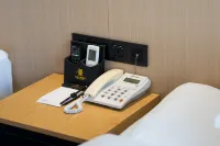Junpin Theme Hotel (Taizhou Jiaojiang Metro AG Store) - خدمة نقل من وإلى المطار